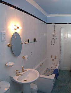 The Bathroom - The Port William Inn