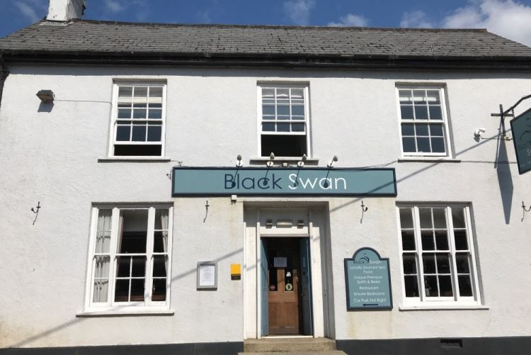 Black Swan pub in Gweek