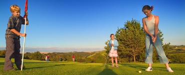Pitch and Putt at Wooda Holiday Park