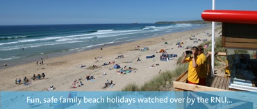 Fun, safe family beach holidays at St Ives Bay
